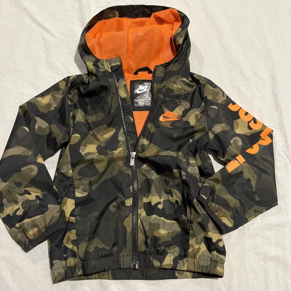 Nike Camo Hooded Jacket Toddler Kid's Sz 4T Camouflage Just Do It Windbreaker